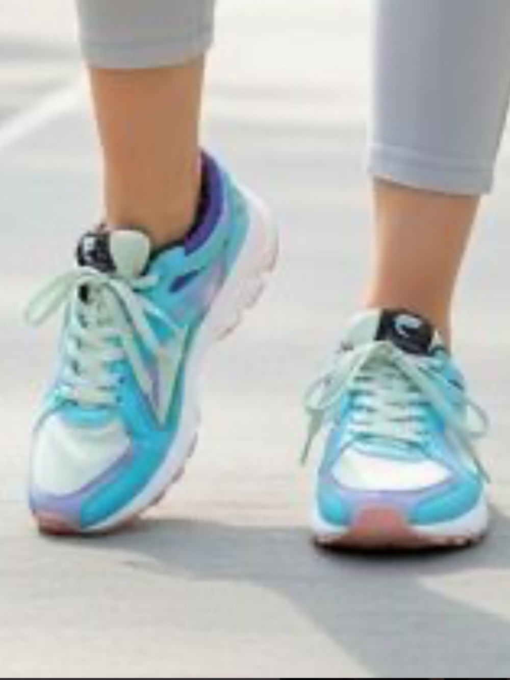 Fabletics Paige Performance Sneakers  Women's 7